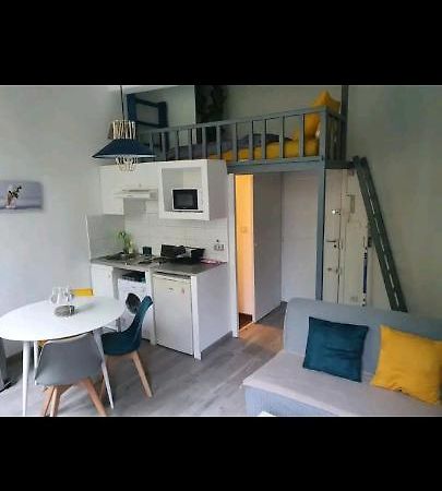 Charmant Studio Avec Mezzanine Aix-en-Provence Exterior foto